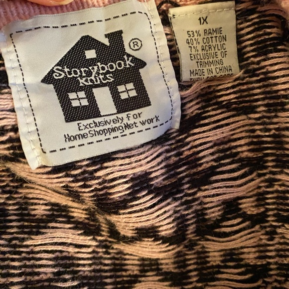 Vintage Storybook Knits pink and black house pattern checkered cardigan sweater - Picture 3 of 6